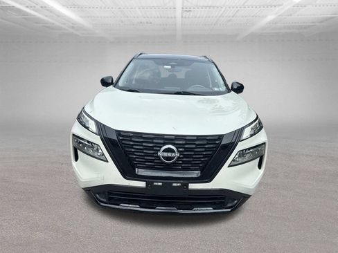 Used 2023 Nissan Rogue SV w/ SV Premium Package AWD/4WD image 9