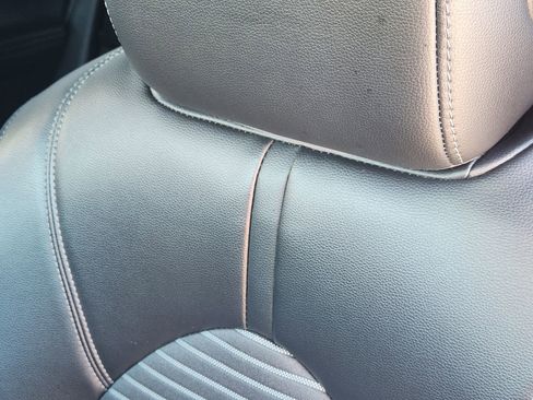 Used 2023 Toyota Highlander XSE image 18