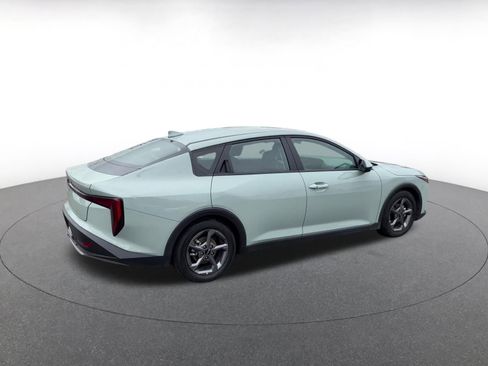Used 2025 Kia K4 FWD image 14