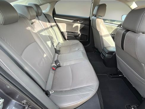 Used 2017 Honda Civic Touring image 11