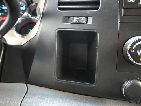 Used 2013 Chevrolet Silverado 3500 W/T image 19