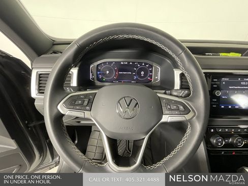 Used 2023 Volkswagen Atlas Cross Sport SE image 40