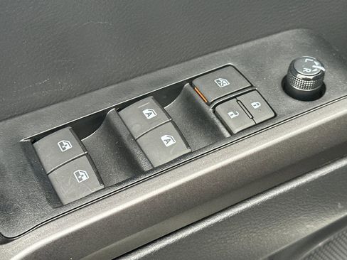 Used 2023 Toyota Tacoma TRD Sport image 14