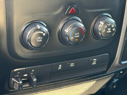 Used 2018 RAM 2500 Tradesman w/ Chrome Appearance Group image 20