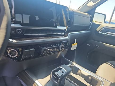 New 2026 Chevrolet Silverado 1500 LT Trail Boss w/ LT Trail Boss Premium Package AWD/4WD image 18