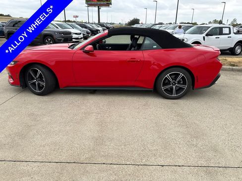 Used 2025 Ford Mustang Premium RWD image 3