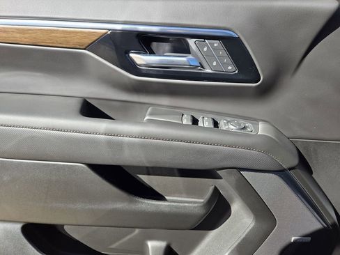 New 2026 Chevrolet Tahoe High Country image 19