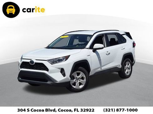 Used 2021 Toyota RAV4 XLE AWD/4WD image 1