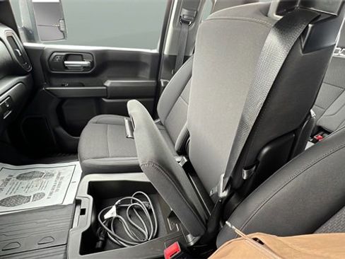Used 2024 Chevrolet Silverado 2500 W/T image 29