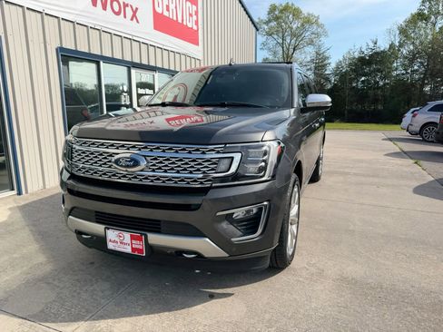 Used 2018 Ford Expedition Max Platinum image 35