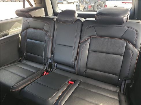 New 2026 Lincoln Navigator L Black Label image 10