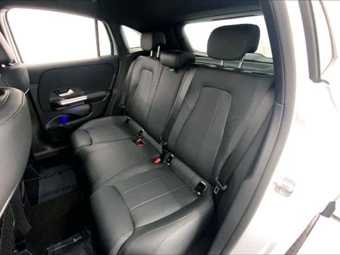 Used 2023 Mercedes-Benz GLA 250 image 17
