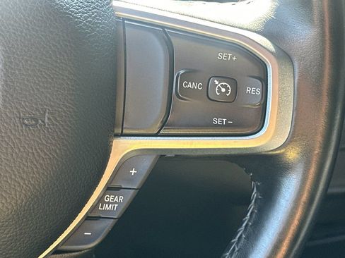 Used 2024 RAM 2500 Big Horn AWD/4WD image 25