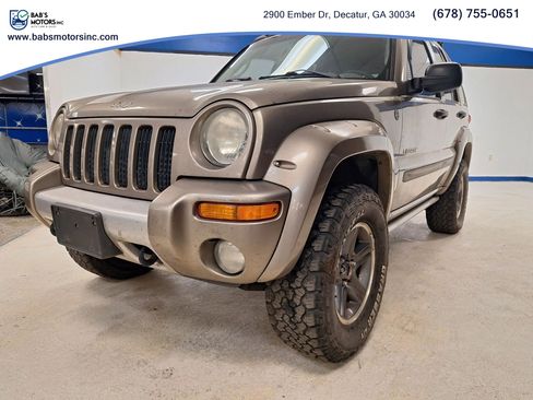 Used 2004 Jeep Liberty Renegade w/ Trailer Tow Group AWD/4WD image 4
