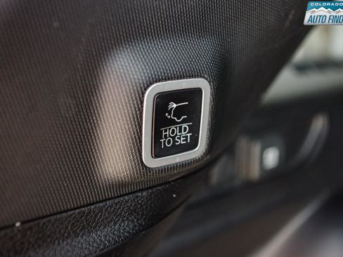 Used 2023 Jeep Grand Cherokee Altitude image 29