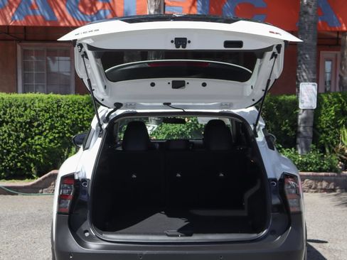 Used 2025 Nissan Kicks SR w/ SR Premium Package FWD image 8