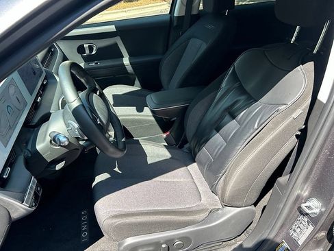 Used 2024 Hyundai Ioniq 5 SEL RWD image 6