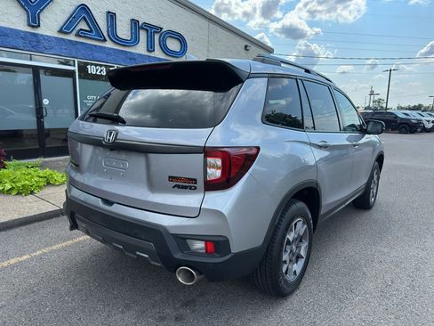 Used 2022 Honda Passport TrailSport image 4