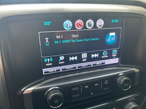 Used 2018 Chevrolet Silverado 1500 LT AWD/4WD image 18