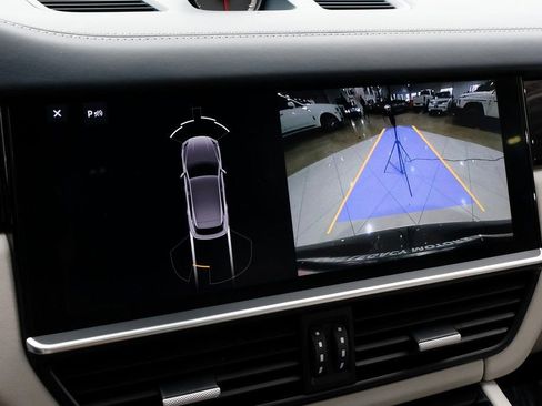 Used 2019 Porsche Cayenne image 19