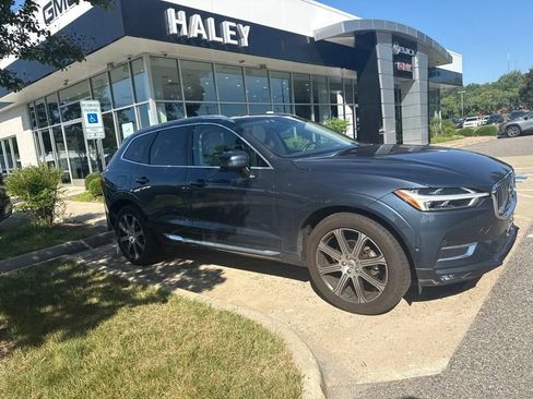 Used 2021 Volvo XC60 T5 Inscription w/ Protection Package Premier AWD/4WD image 4