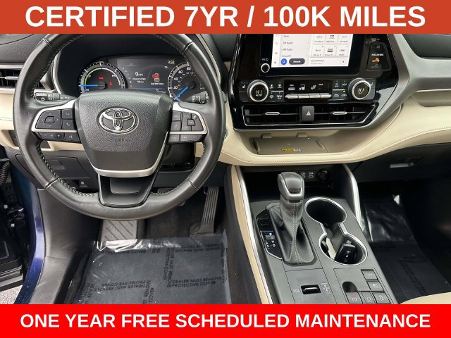 Used 2023 Toyota Highlander XLE AWD/4WD image 18