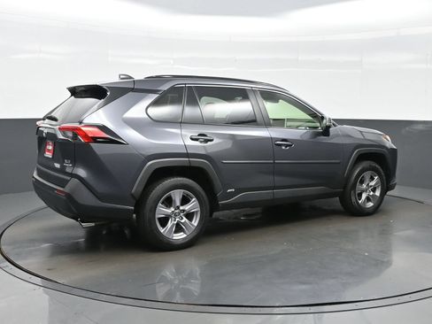 Used 2023 Toyota RAV4 XLE w/ XLE Grade Weather Package AWD/4WD image 6