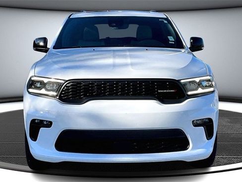 Used 2023 Dodge Durango GT image 2