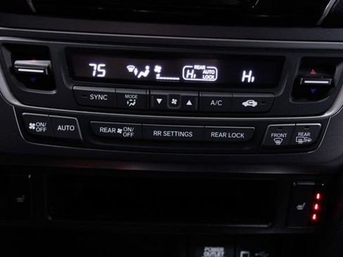 Used 2022 Honda Pilot Special Edition image 32