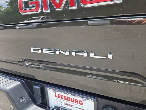 Used 2022 GMC Sierra 2500 Denali AWD/4WD image 13