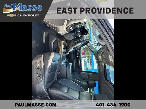 Used 2022 GMC Sierra 1500 Elevation w/ Elevation Premium Package AWD/4WD image 17