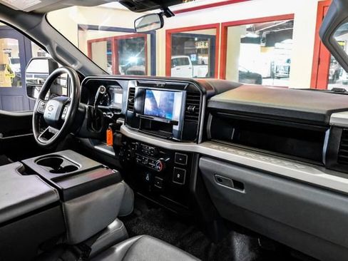 Used 2025 Ford F350 XL w/ FX4 Off-Road Package image 13