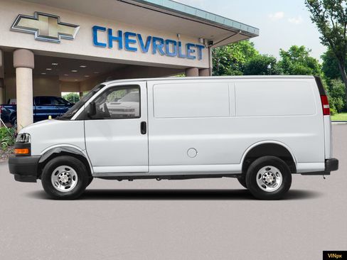 New 2026 Chevrolet Express 3500 RWD image 3