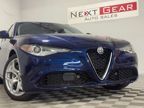 Used 2020 Alfa Romeo Giulia Ti AWD/4WD image 4
