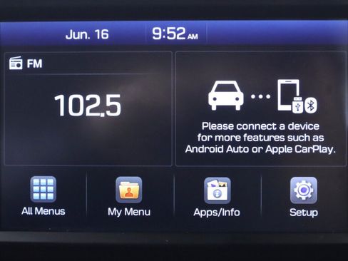 Used 2019 Hyundai Santa Fe SE FWD image 17