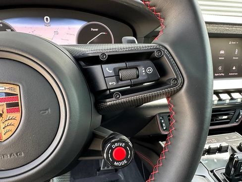Certified 2025 Porsche 911 Carrera GTS RWD image 26