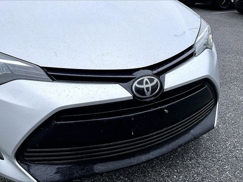 Used 2017 Toyota Corolla LE w/ Carpet Mat Package (TMS) image 5