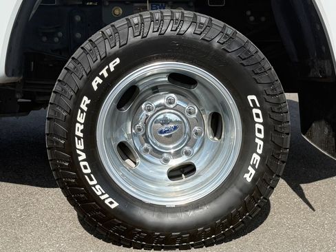 Used 2024 Ford F350 XLT w/ FX4 Off-Road Package AWD/4WD image 44