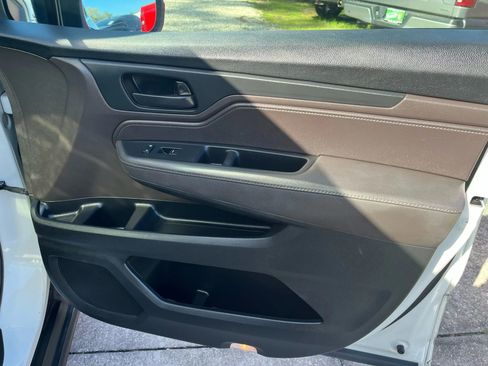 Used 2018 Honda Odyssey EX-L image 31