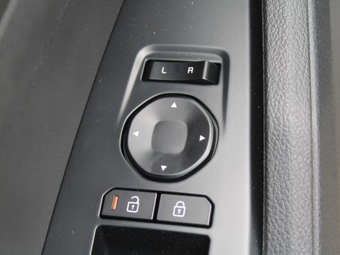 New 2026 Kia Sportage LX FWD image 19