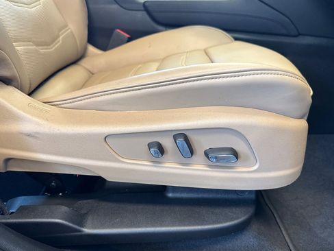 Used 2024 Cadillac XT6 Premium Luxury w/ Platinum Package image 20