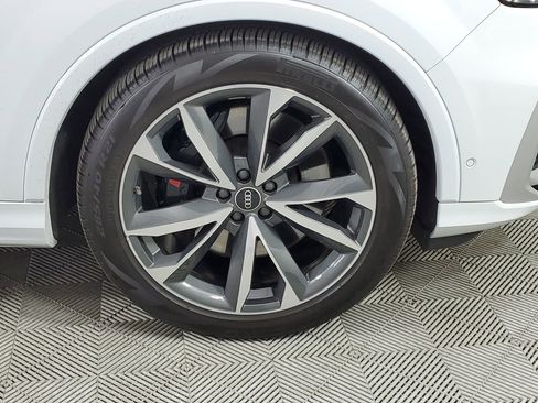 Certified 2022 Audi SQ7 Prestige w/ Prestige Package image 14