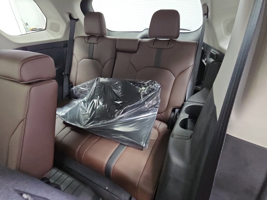 New 2026 Honda Pilot Touring image 33