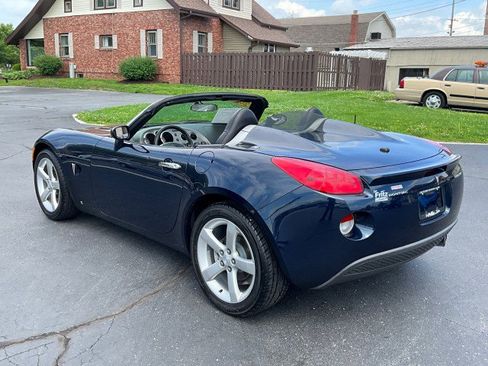 Used 2007 Pontiac Solstice Convertible w/ Premium Package RWD image 5