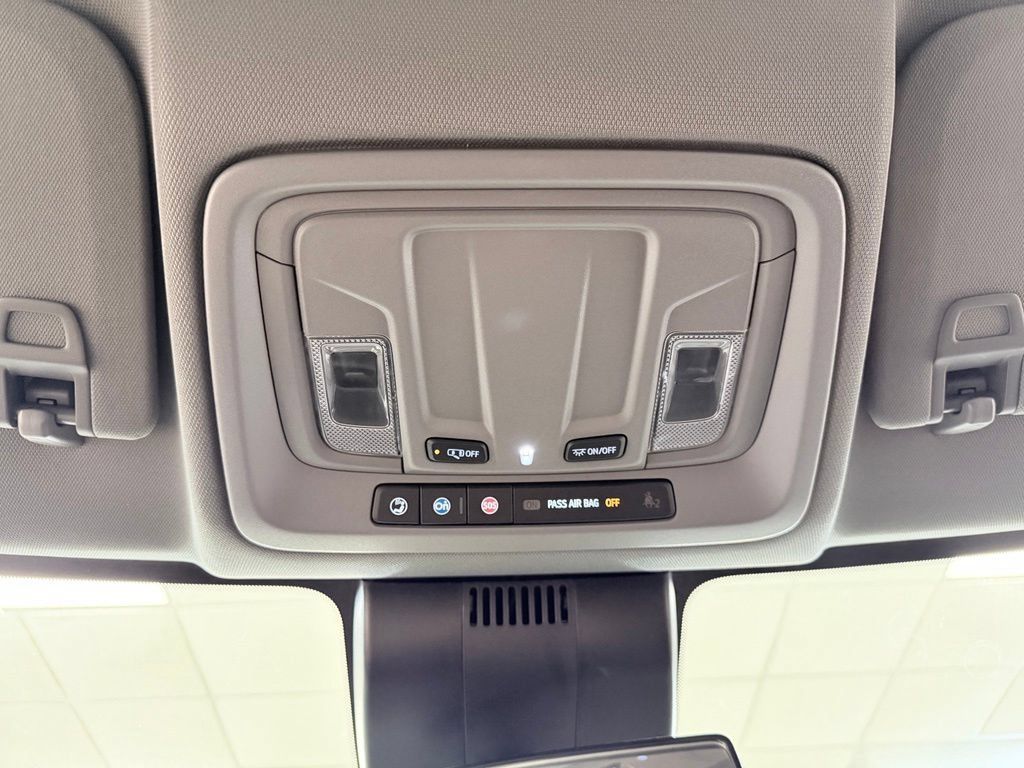 Used 2025 GMC Sierra 1500 SLE AWD/4WD image 52
