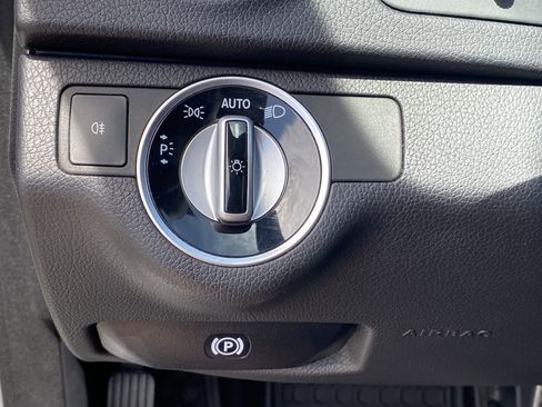 Used 2014 Mercedes-Benz C 300 4MATIC Sedan image 14