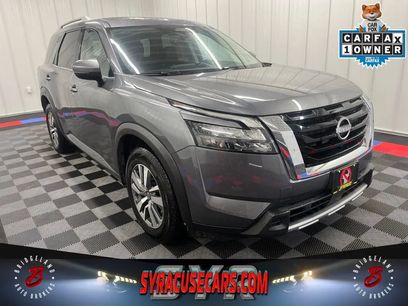 Used 2025 Nissan Pathfinder SL
