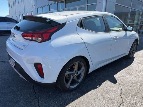 Used 2019 Hyundai Veloster 2.0 image 3