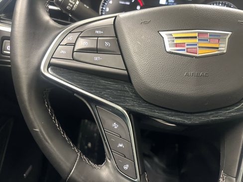 Used 2025 Cadillac XT5 Premium Luxury AWD/4WD image 28