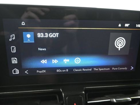 Used 2024 Chevrolet TrailBlazer LT w/ Driver Confidence Package AWD/4WD image 16